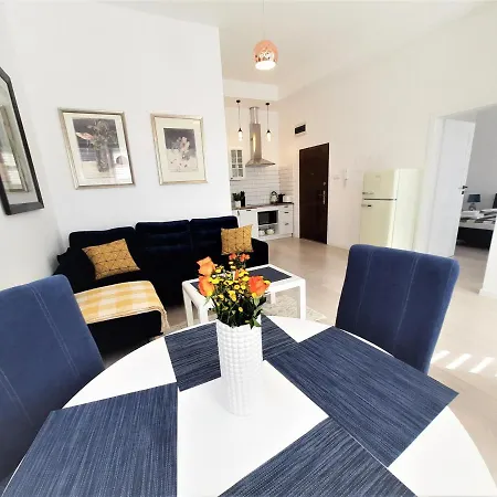 Jantar Apartment