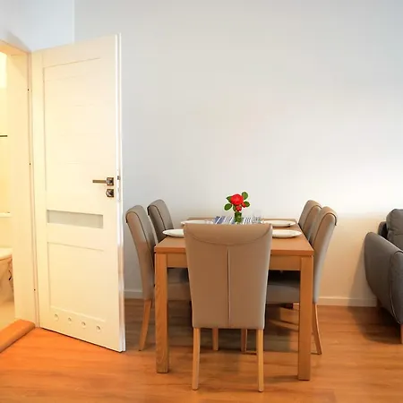 Jantar Apartment